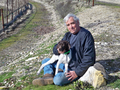 Larry and Teresa Stanton own and operate Cerro Prieto Vineyard and Cellars.