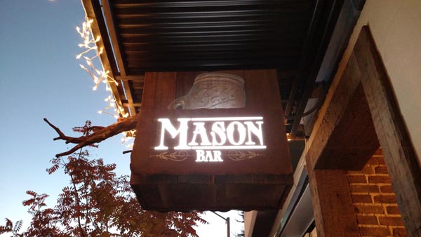 Mason Bar & Grill street sign