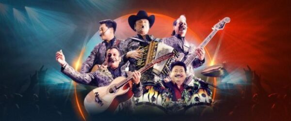 Los Tigres del Norte at the California Mid State Fair