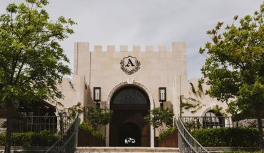 Anderson Paso Forty-Six Castle